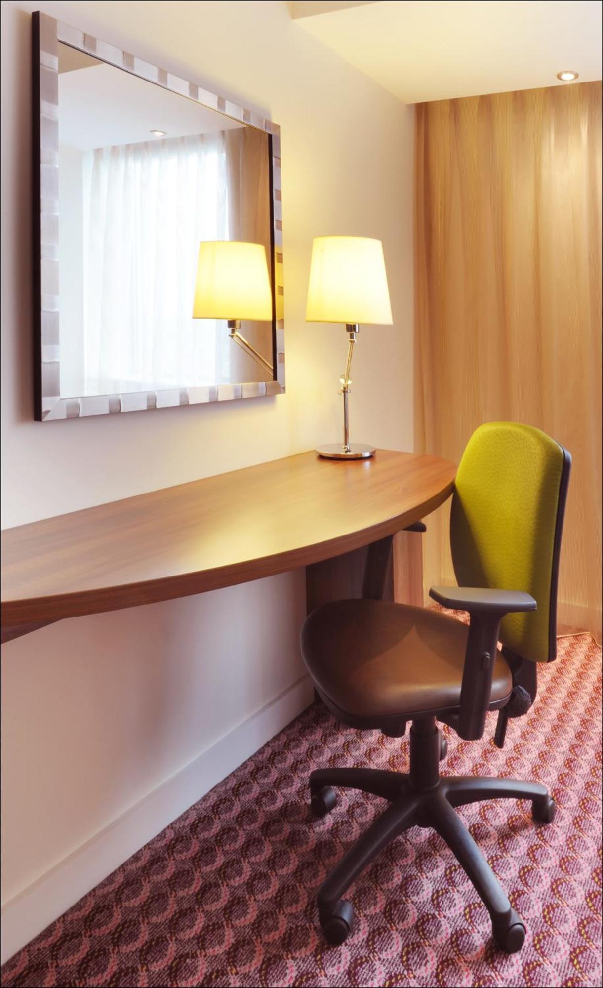 Готель Hampton By Hilton Birmingham Broad Street Номер фото