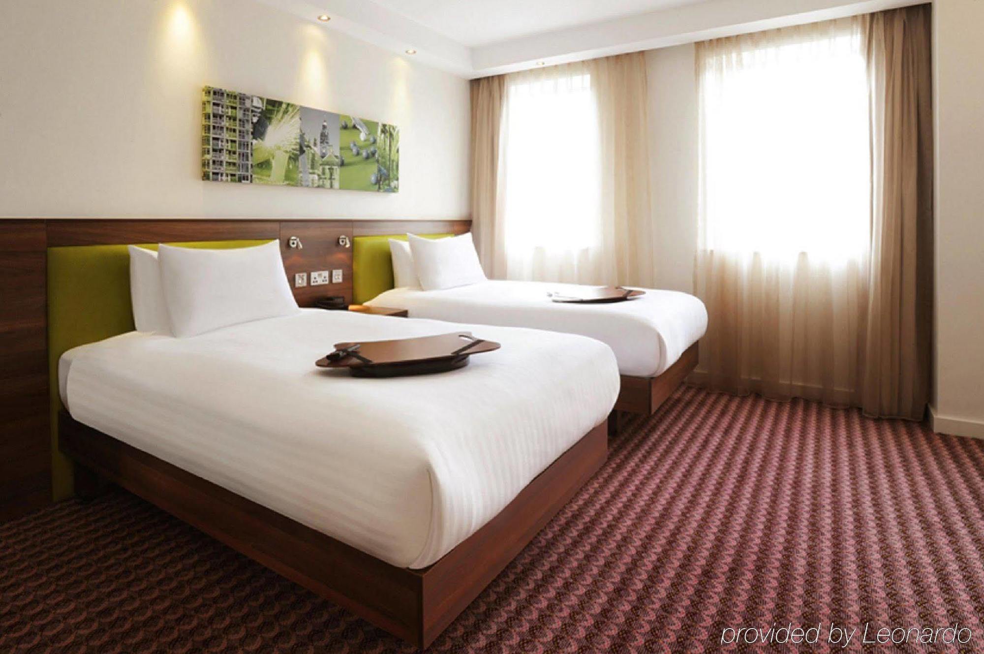 Готель Hampton By Hilton Birmingham Broad Street Екстер'єр фото